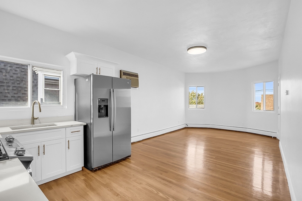 52 Bonair Street # 6