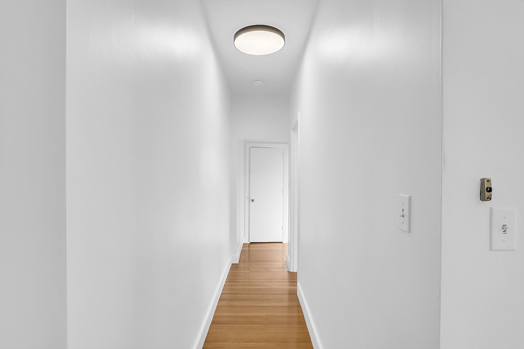 52 Bonair Street # 6