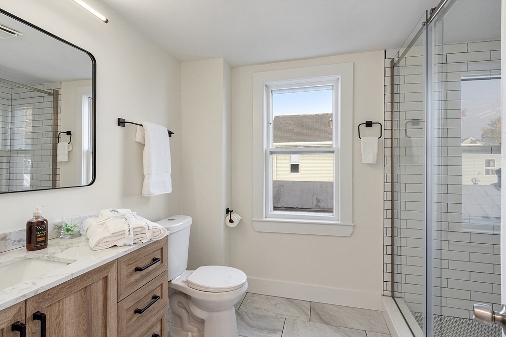 54 Bonair Street # 1B