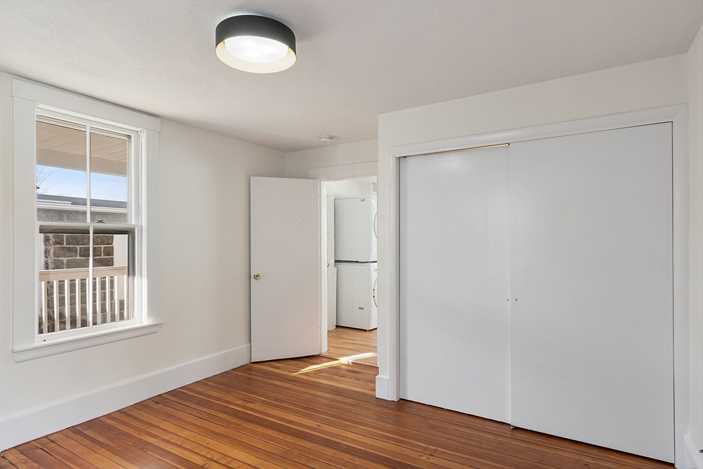 54 Bonair Street # 1B