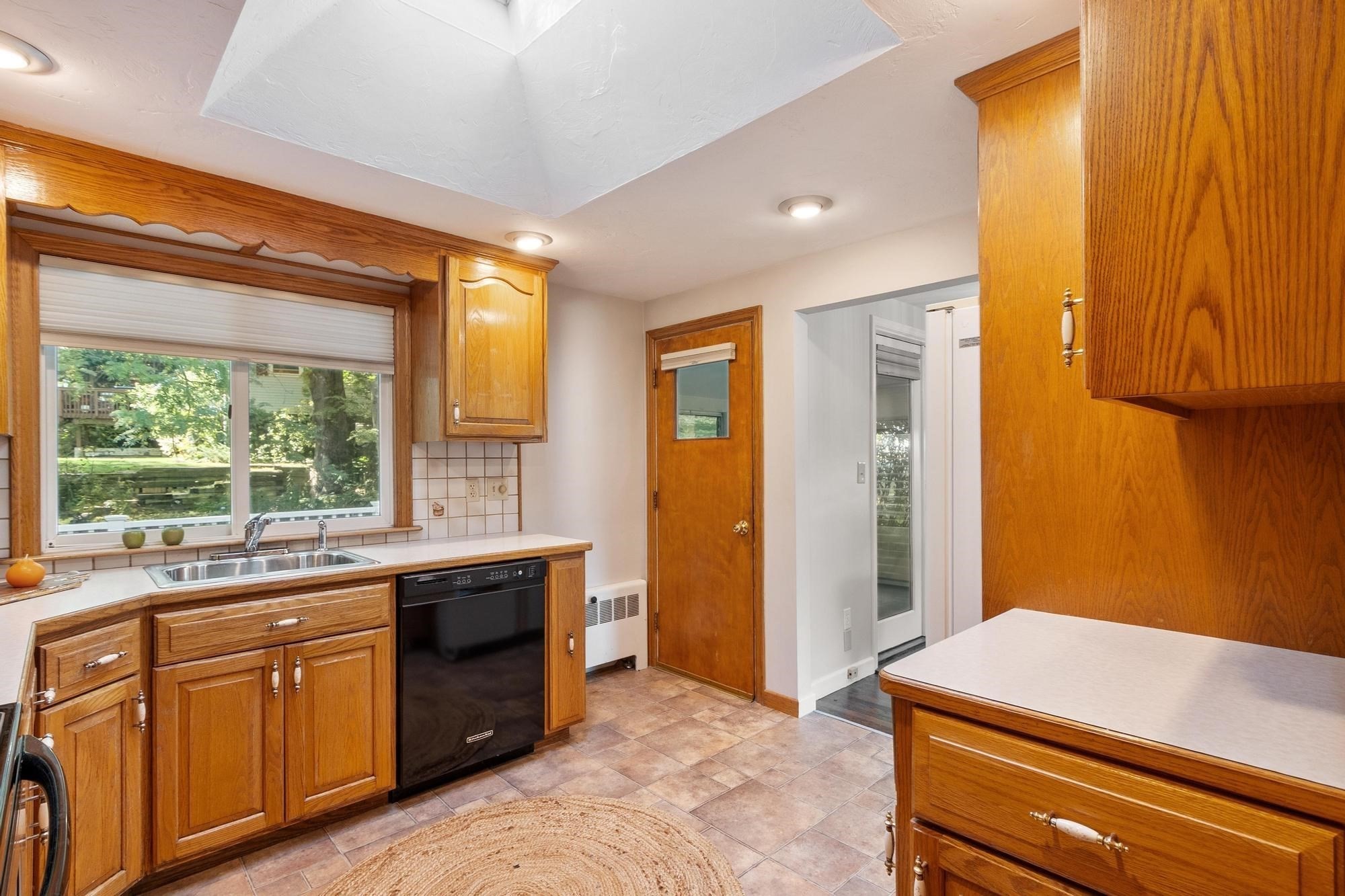 1 Standish Road