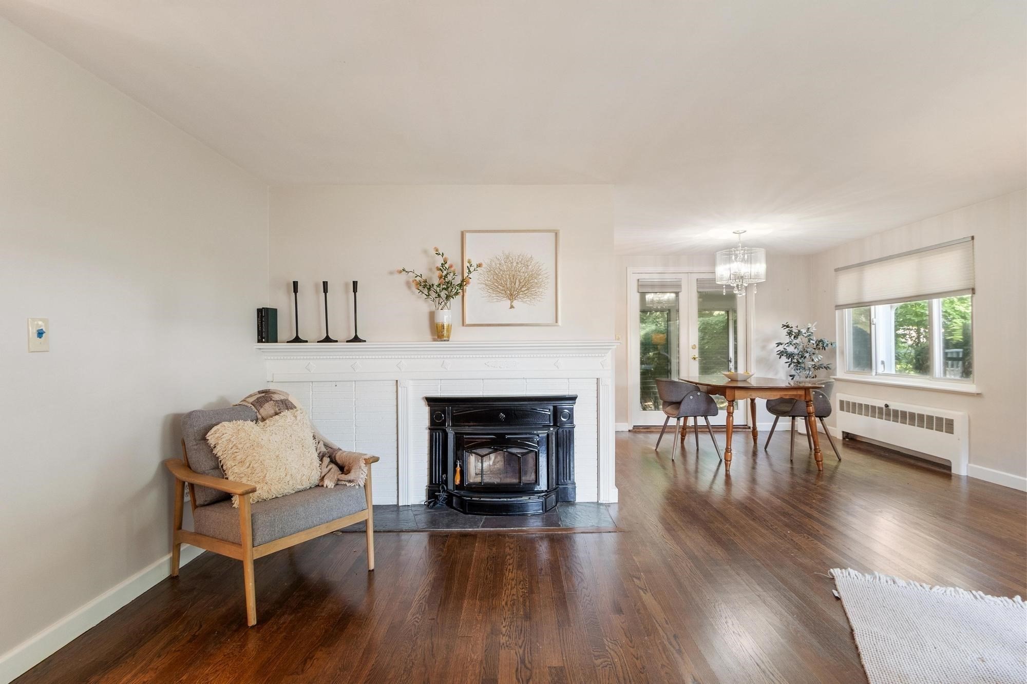 1 Standish Road