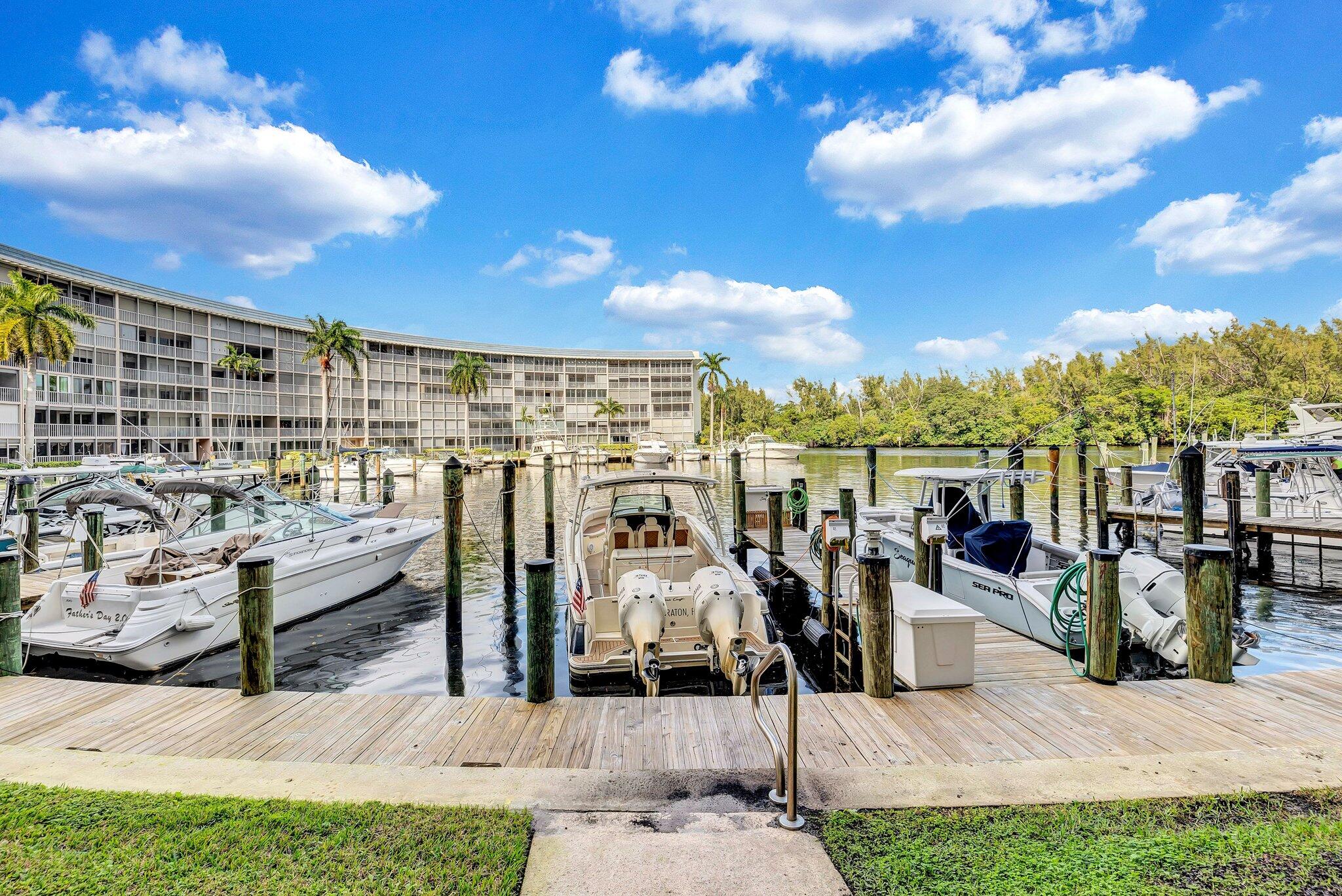 1523 E E Hillsboro Boulevard 533