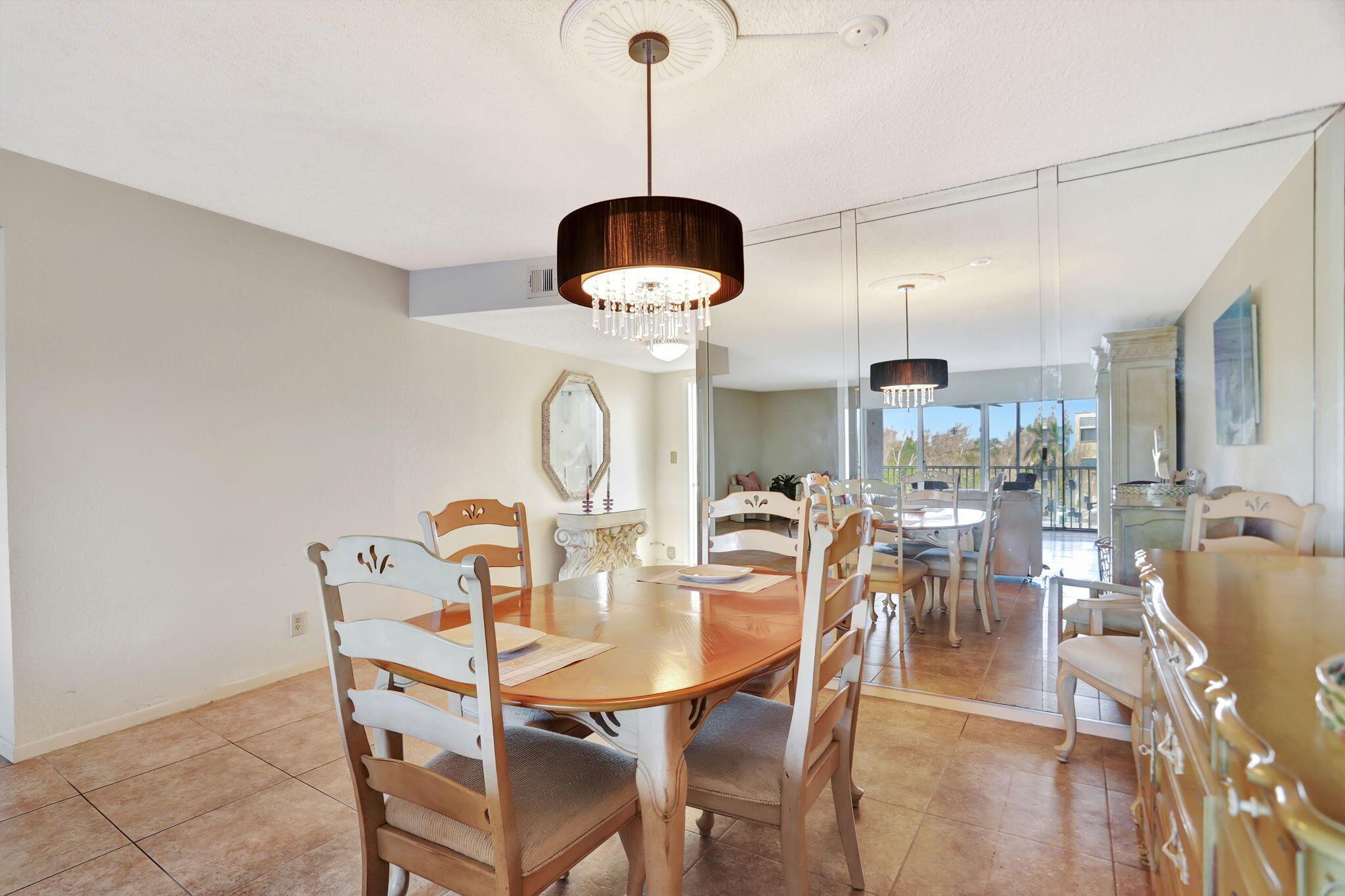 1523 E E Hillsboro Boulevard 533