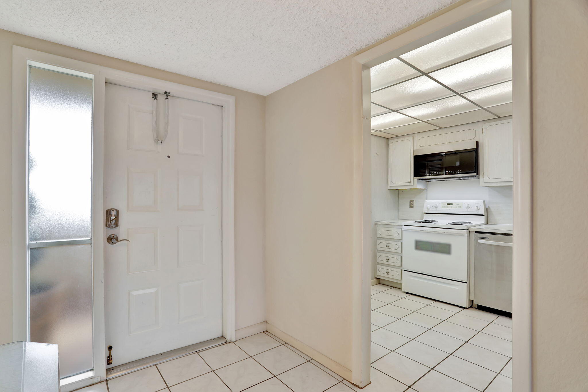 1523 E E Hillsboro Boulevard 533