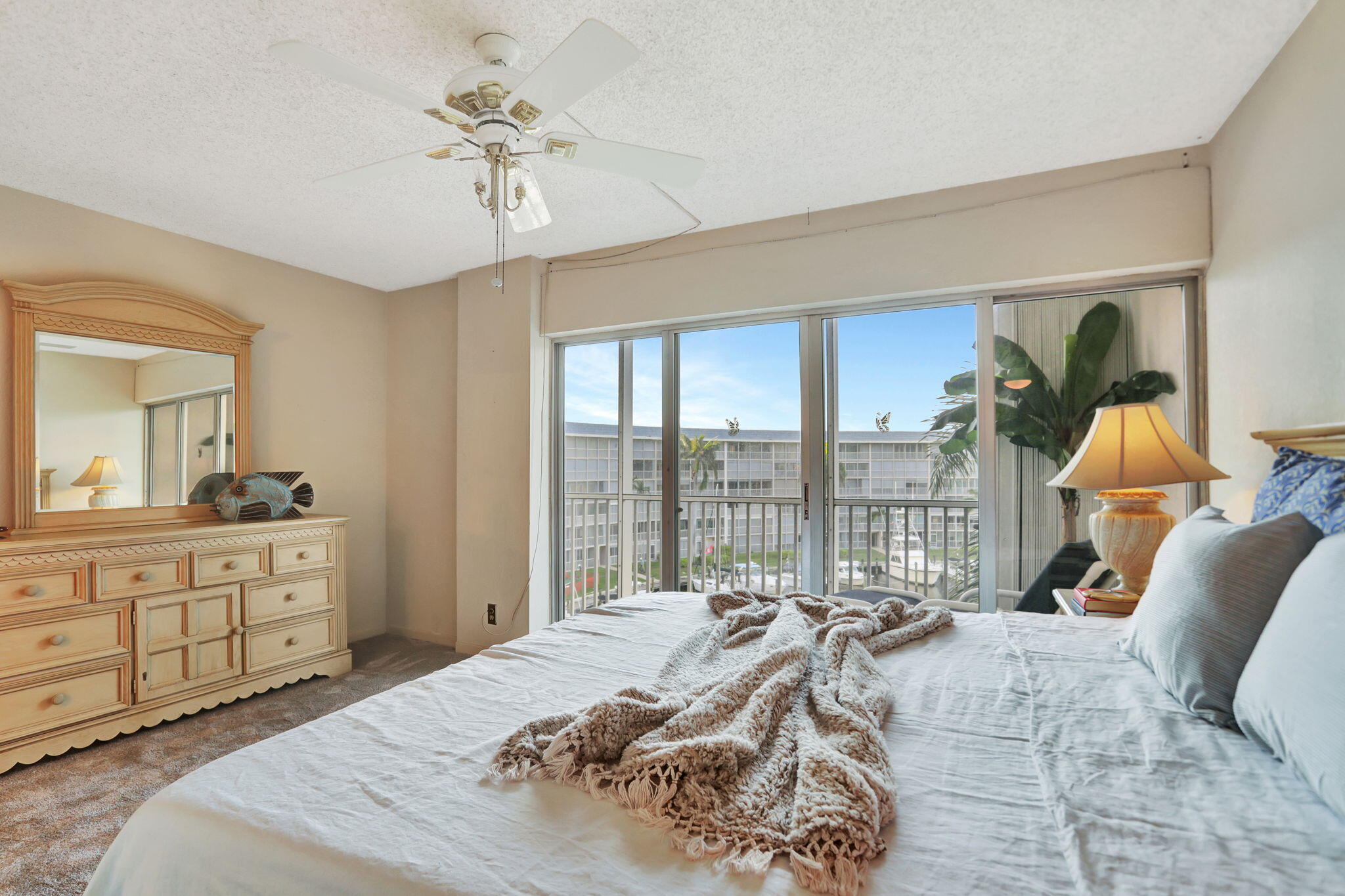 1523 E E Hillsboro Boulevard 533