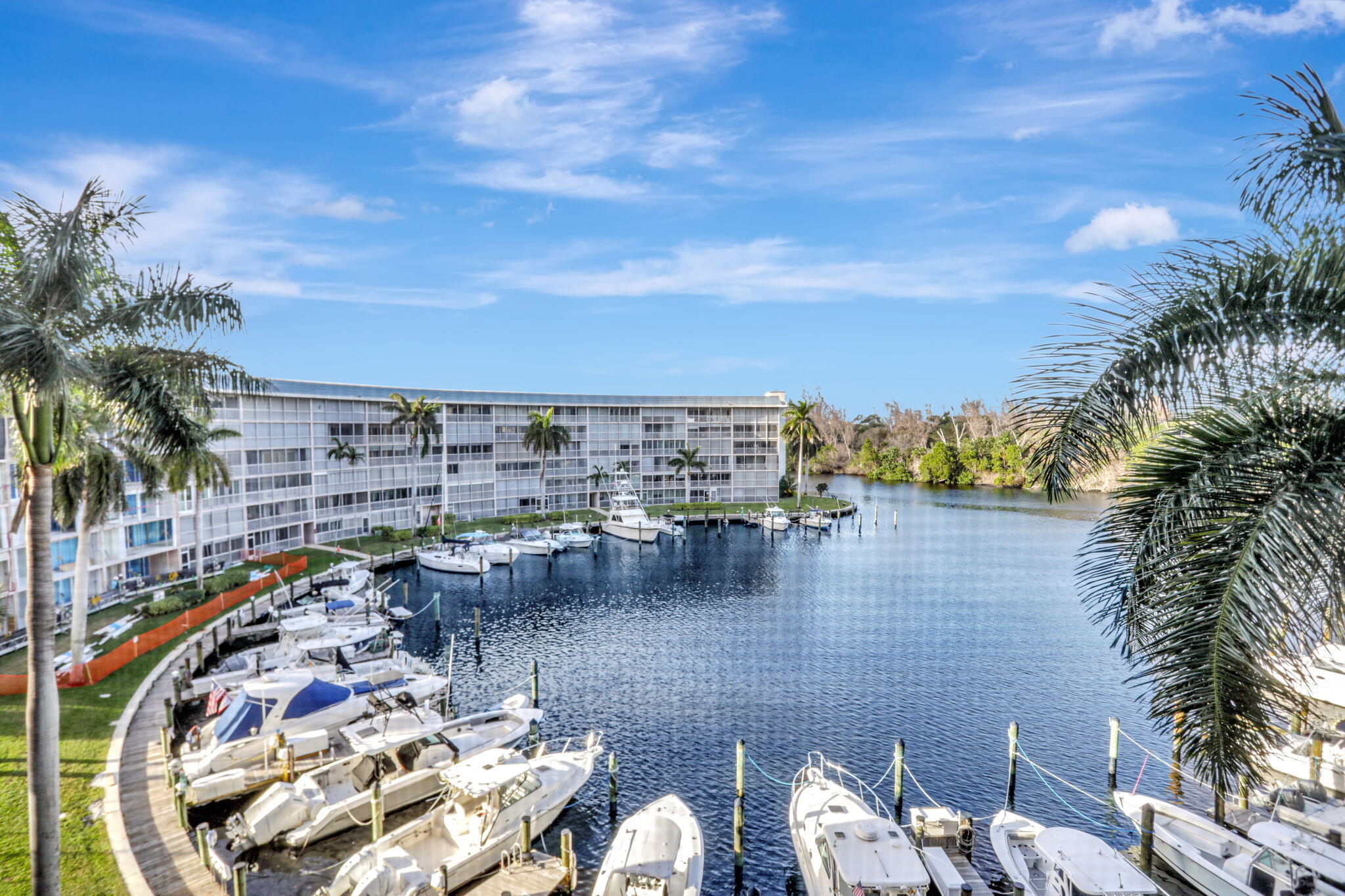 1523 E E Hillsboro Boulevard 533