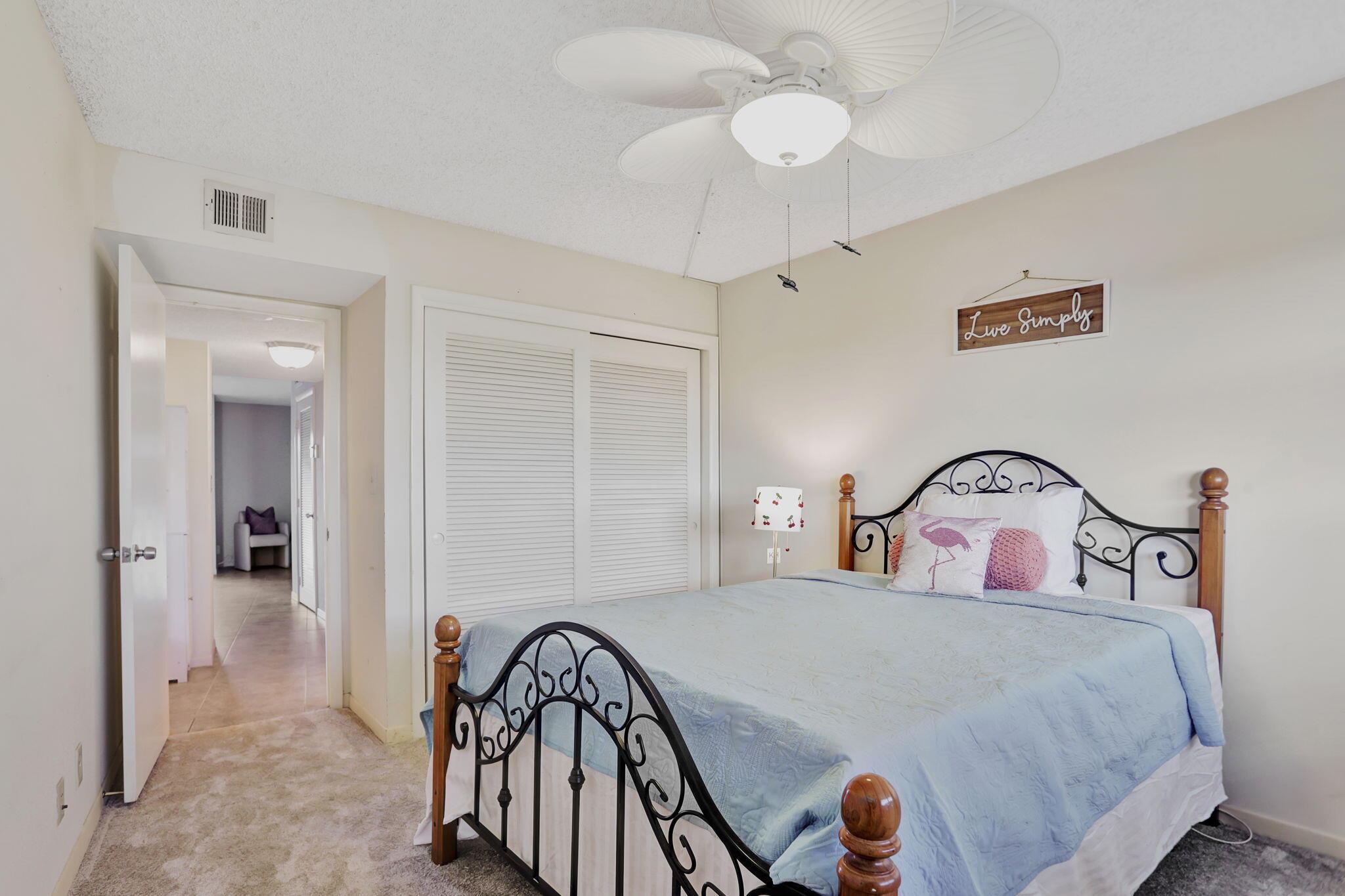 1523 E E Hillsboro Boulevard 533