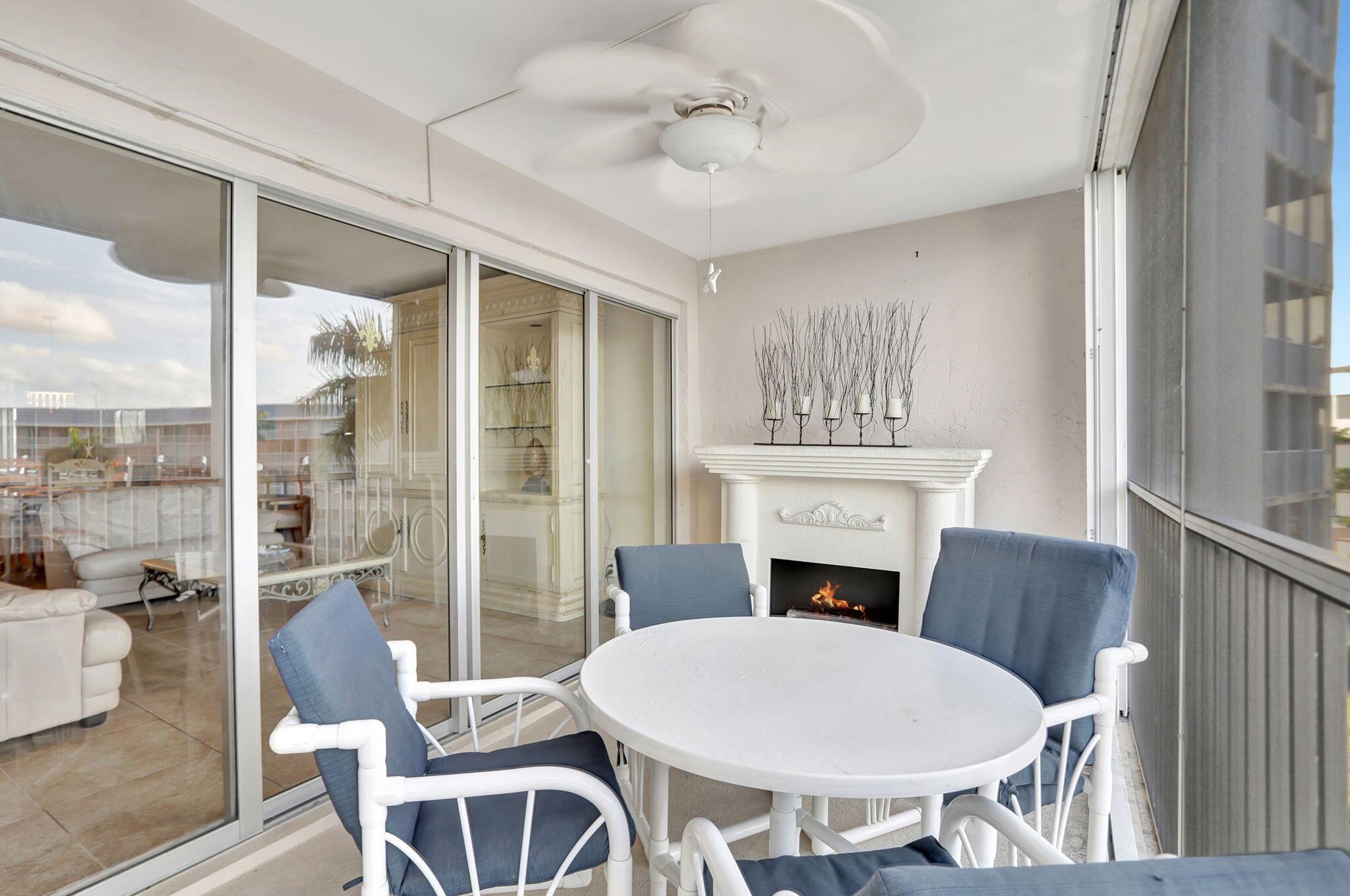 1523 E E Hillsboro Boulevard 533