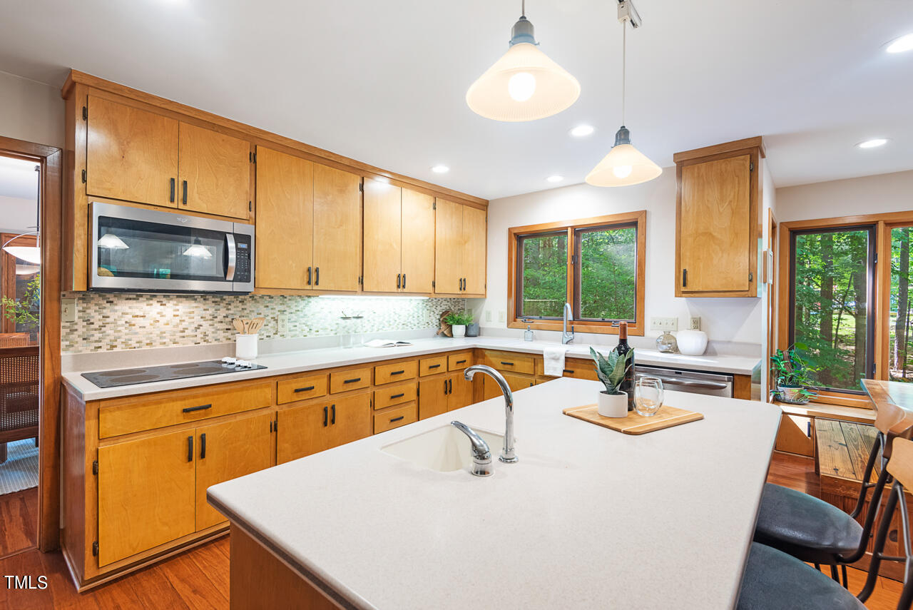 1103 Huntsman Drive