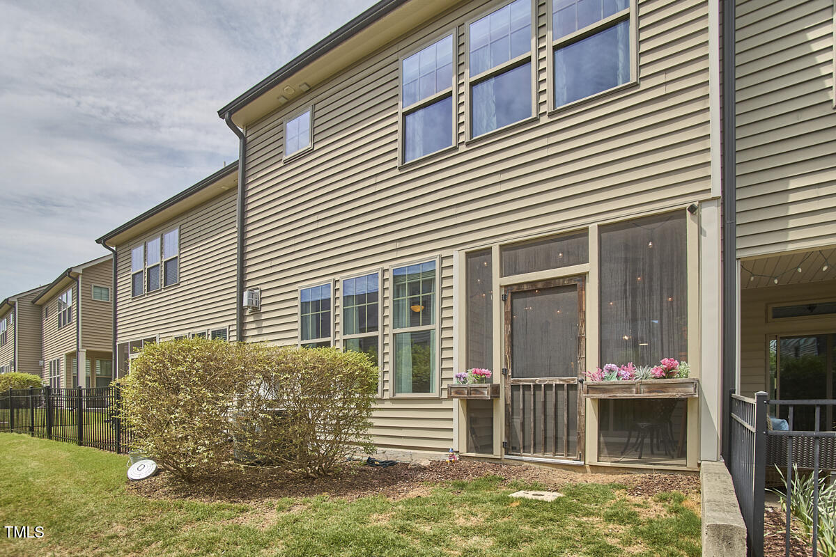 1238 Exchange Place