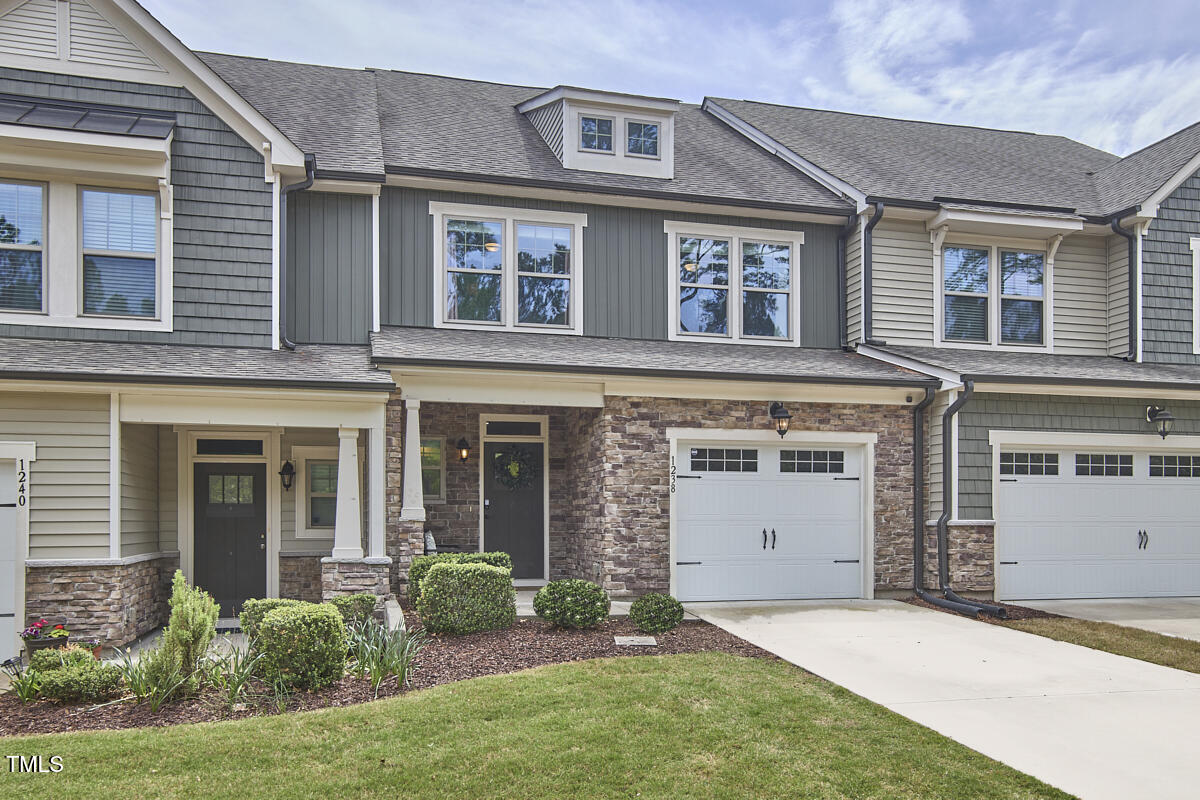 1238 Exchange Place