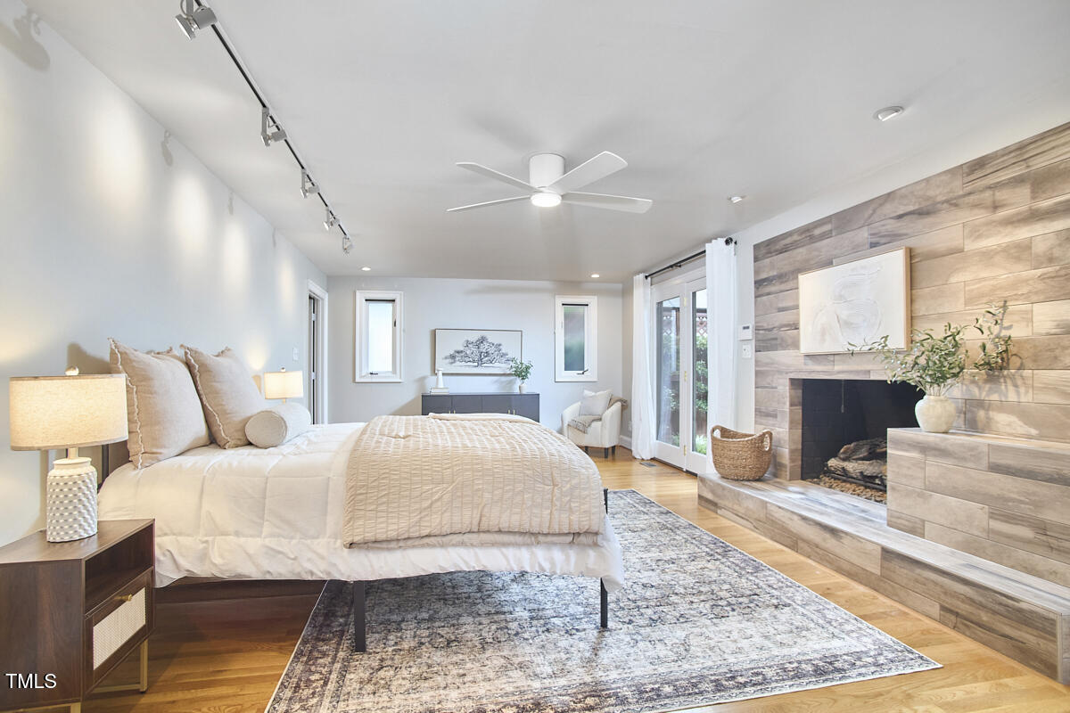1410 Dollar Avenue