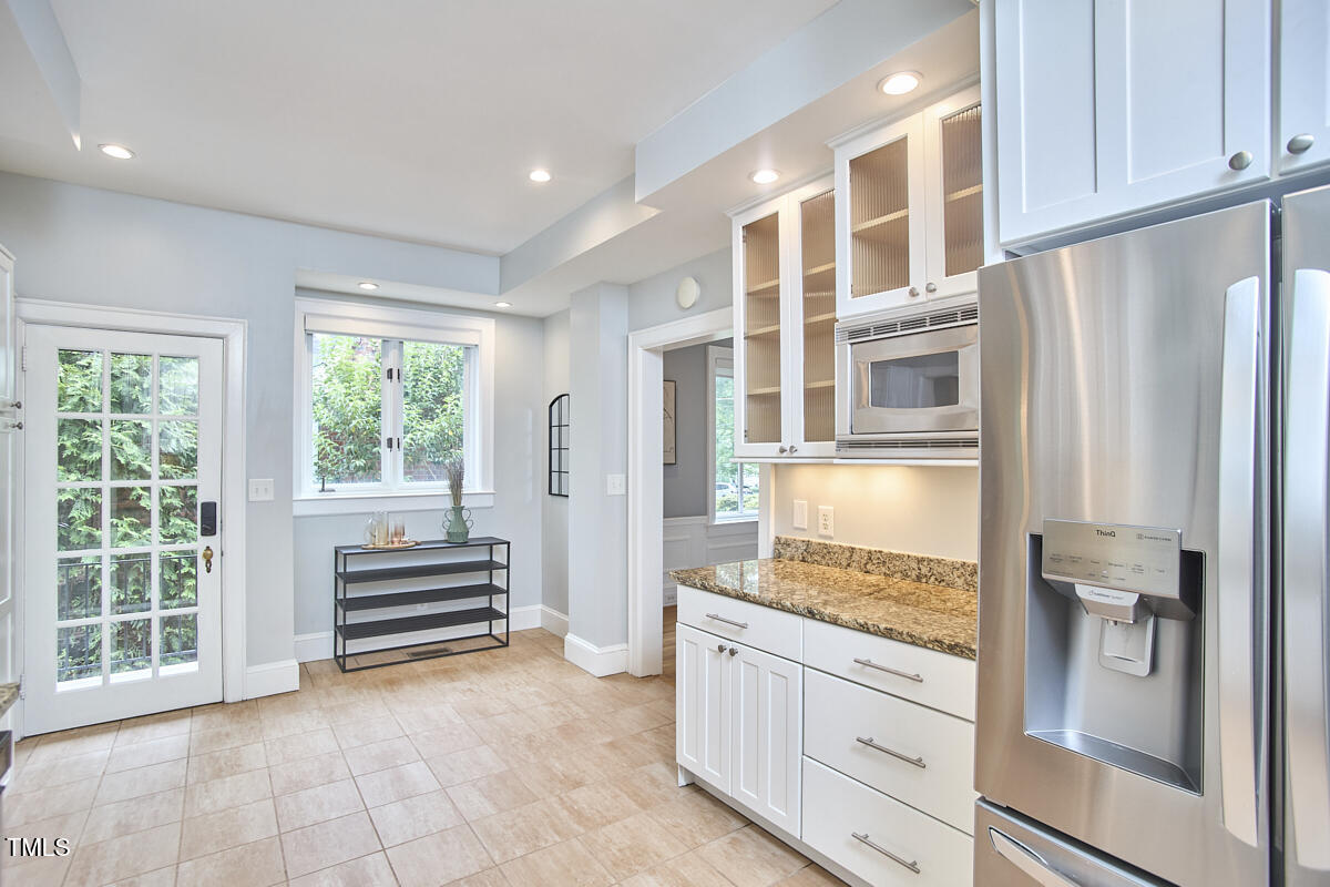 1410 Dollar Avenue