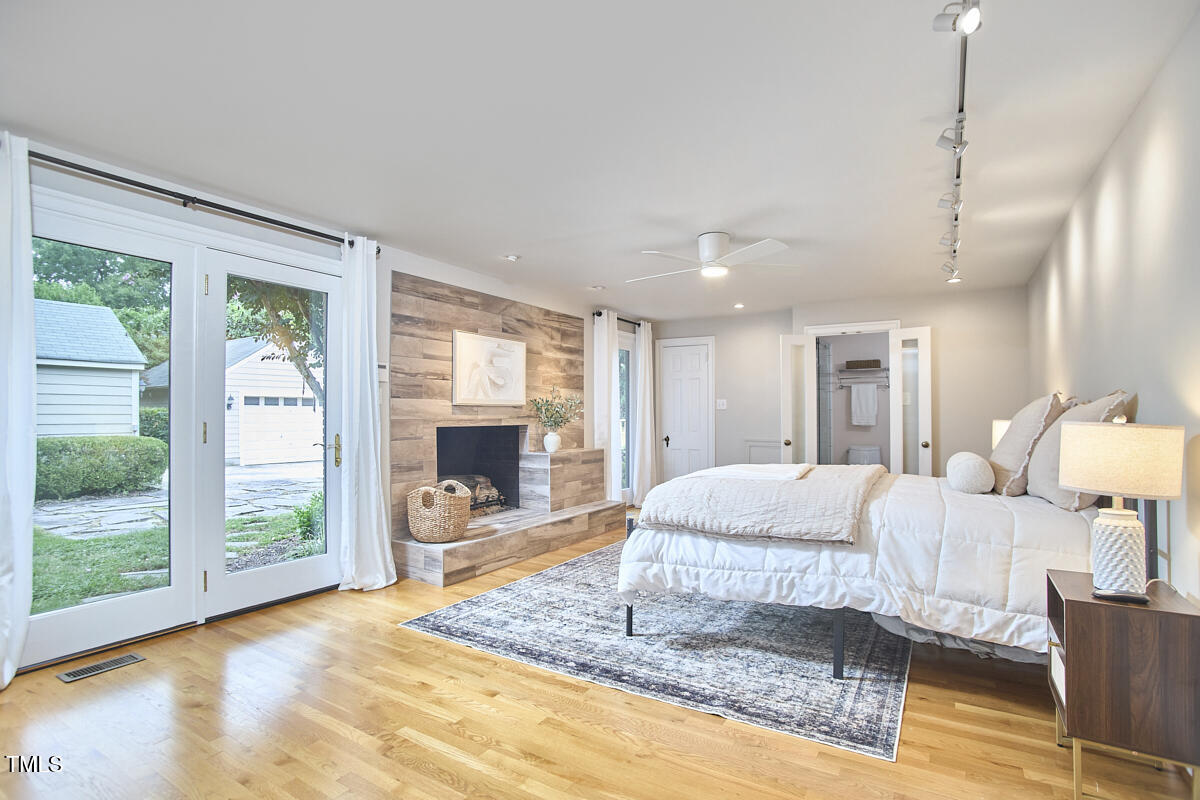 1410 Dollar Avenue