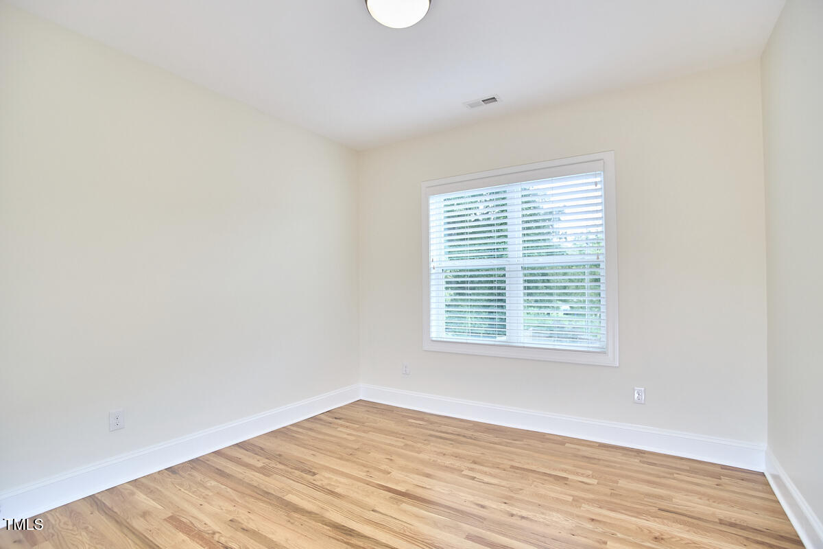5106 Centerbud Place