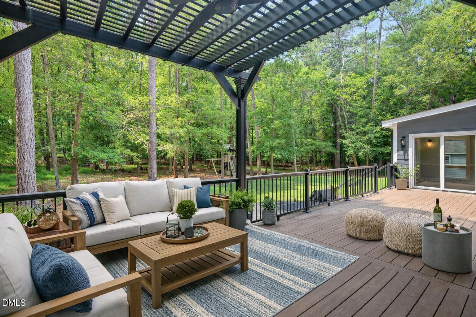 109 Fieldstone Court