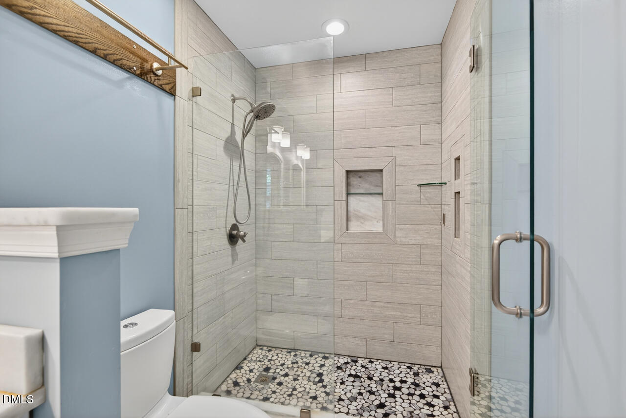 109 Fieldstone Court