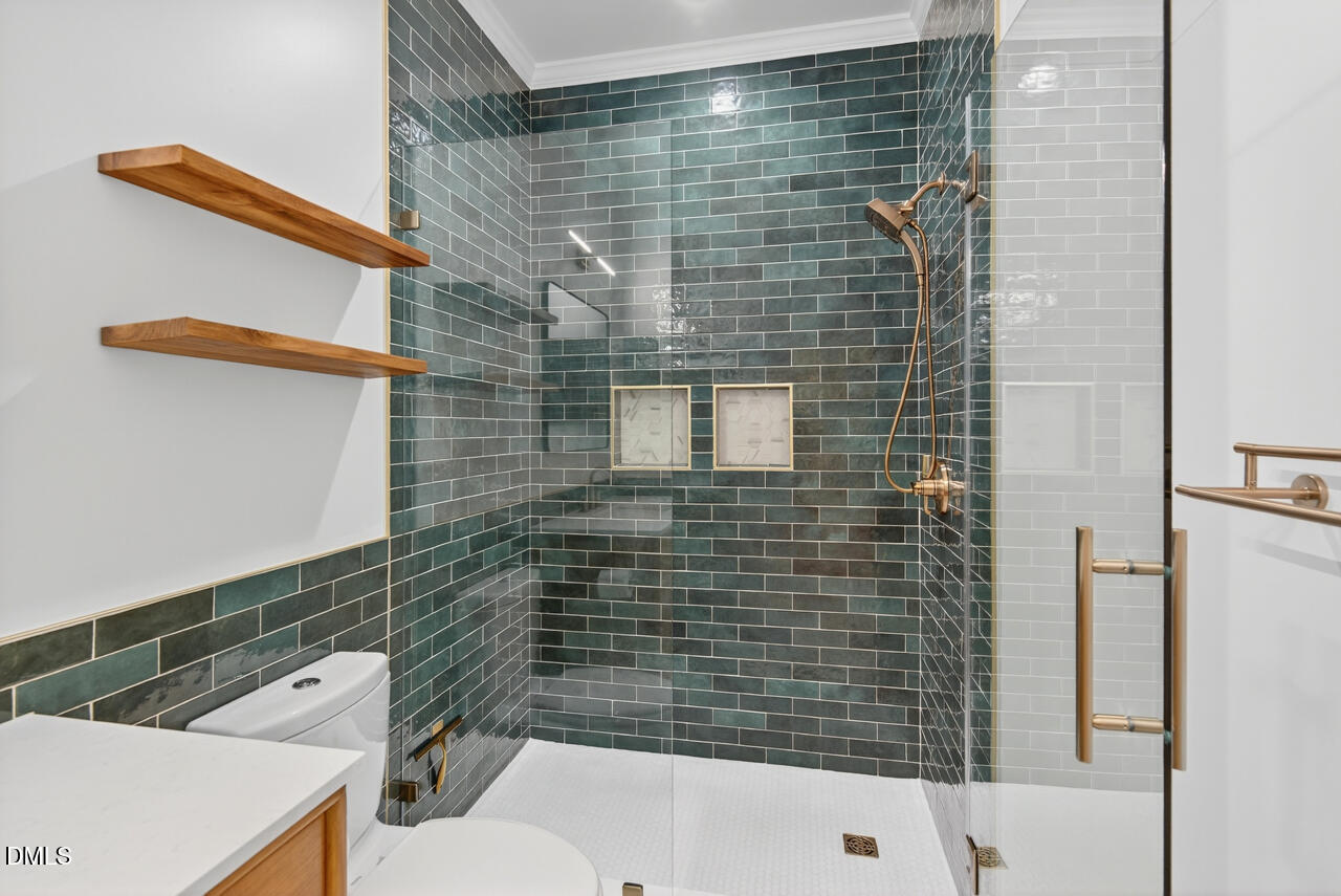 109 Fieldstone Court