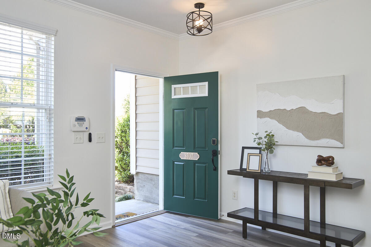 3707 Ramblewood Avenue