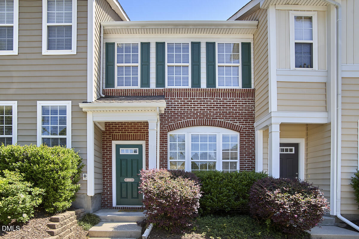 3707 Ramblewood Avenue