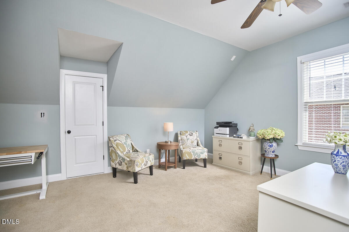 502 Oxfordshire Lane