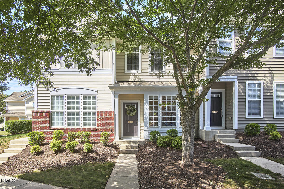 215 Grey Elm Trail
