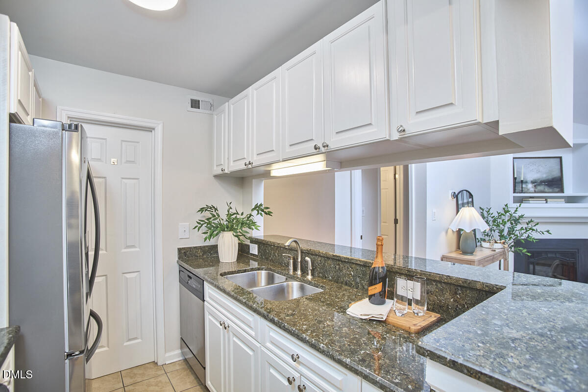 1005 Kingswood Drive