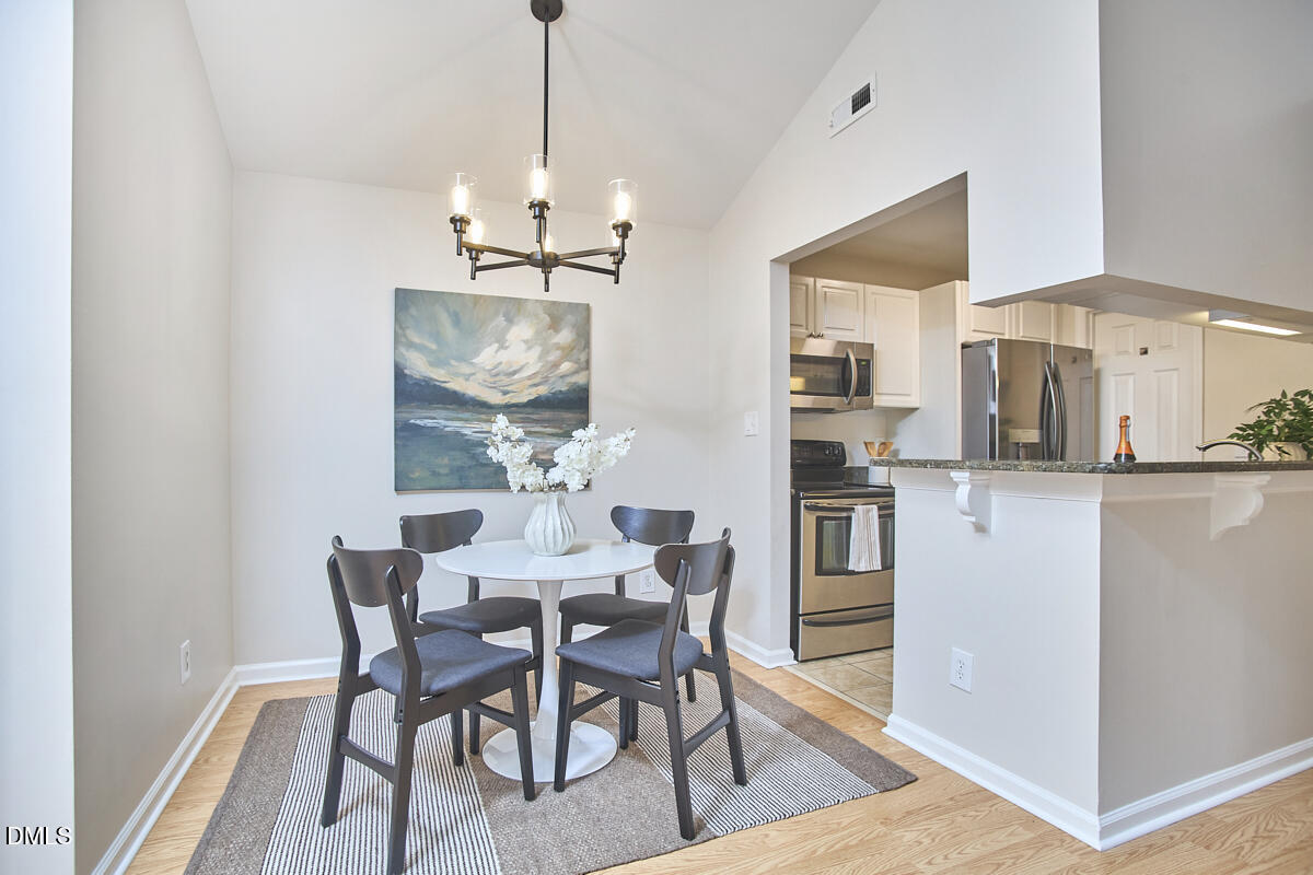 1005 Kingswood Drive