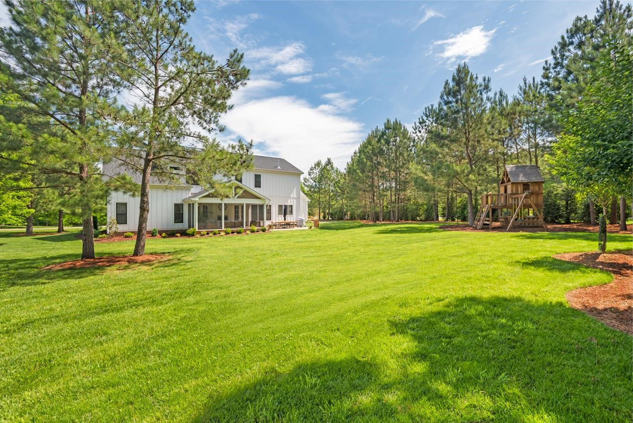 3 Greylee Drive