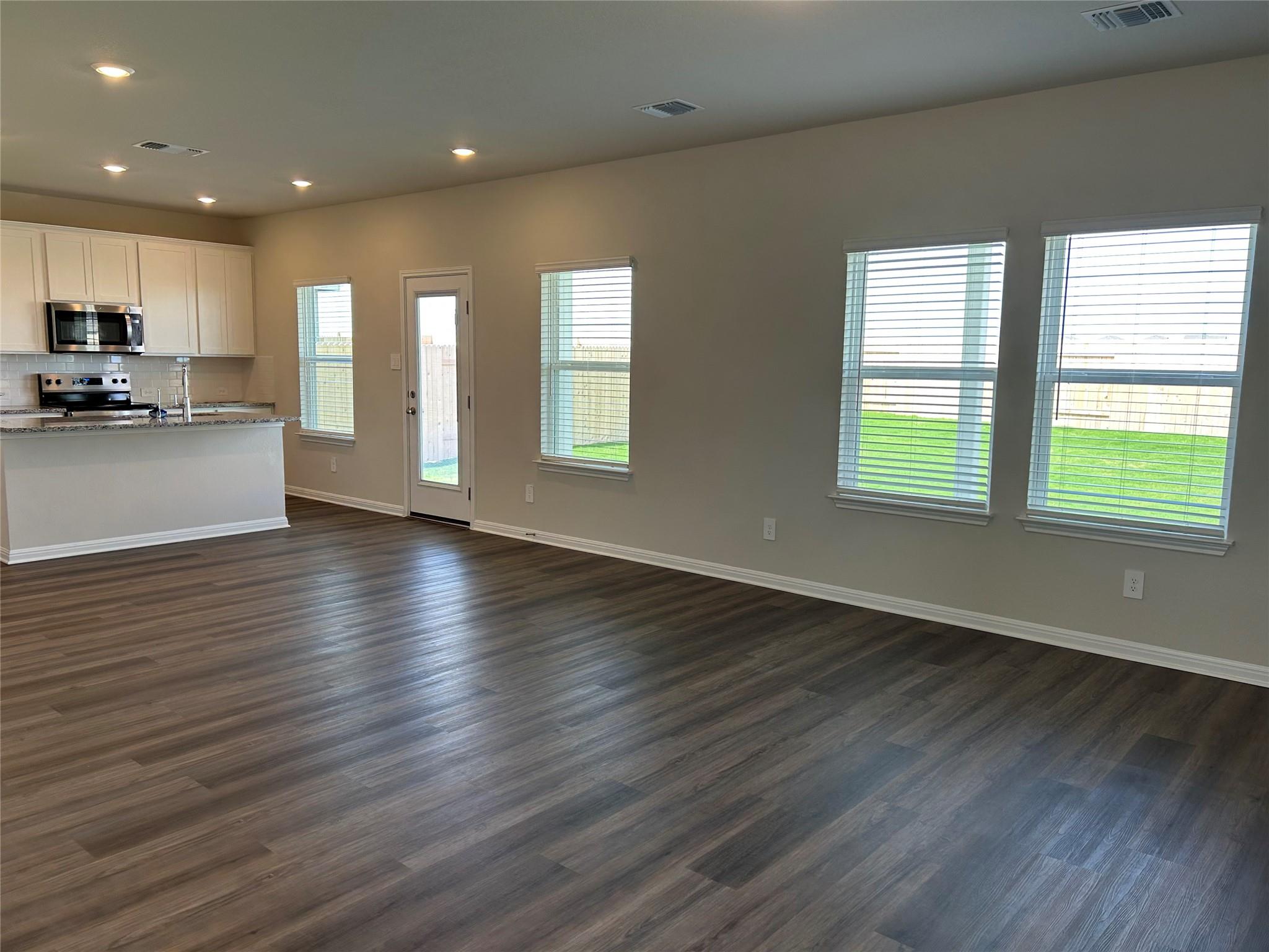 169 Honey Bee RD