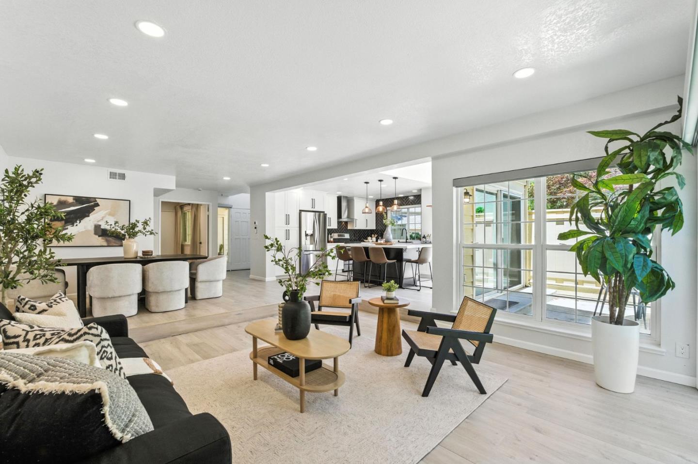 1862 Stratton Circle