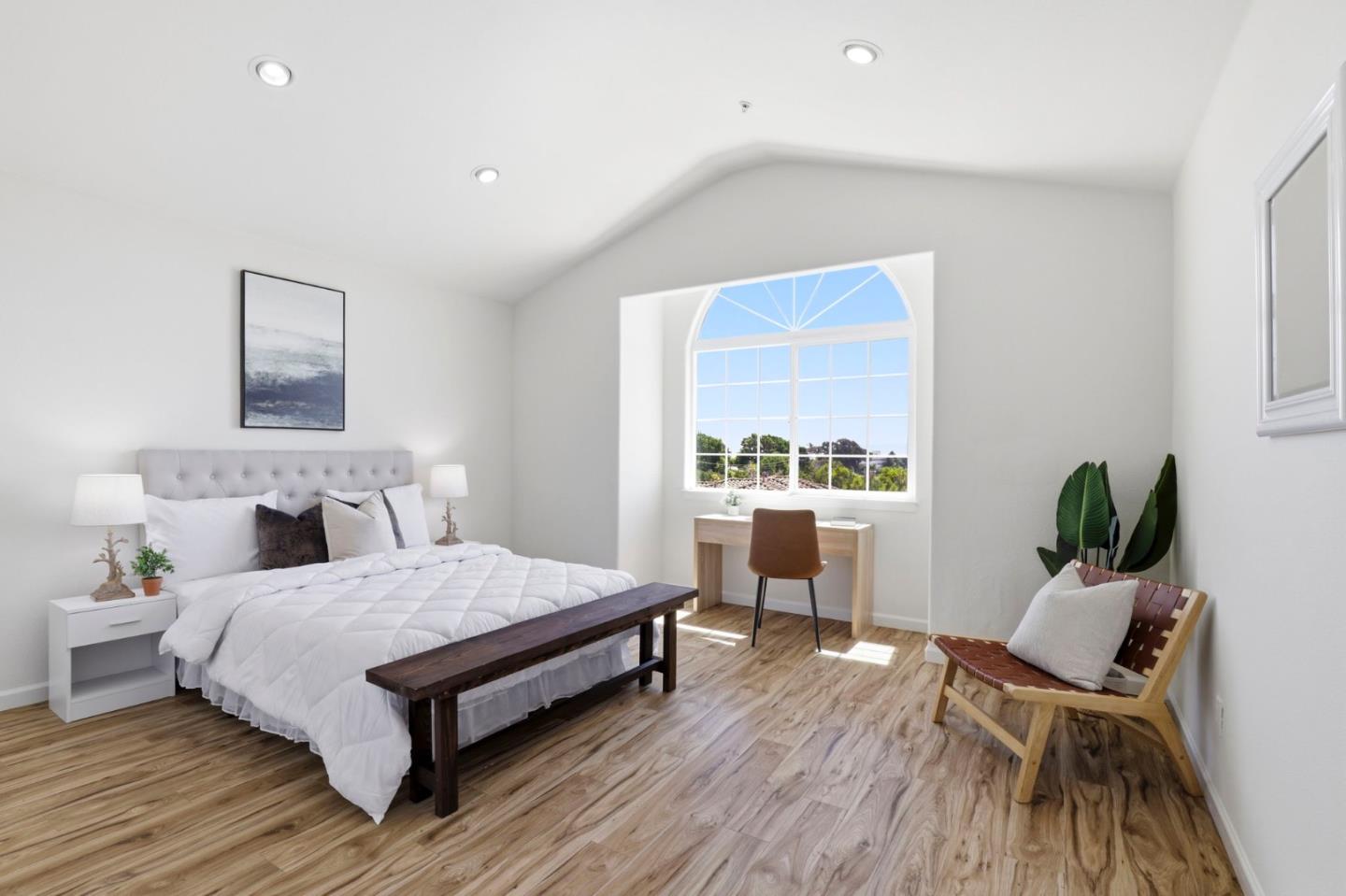 2390 Rainbow Court