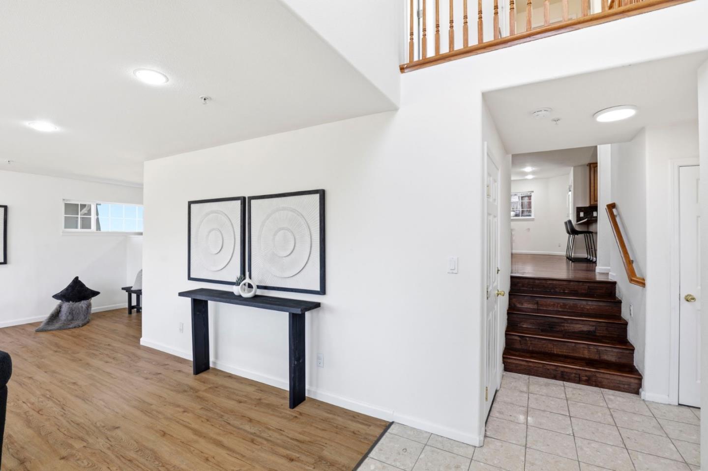 2390 Rainbow Court