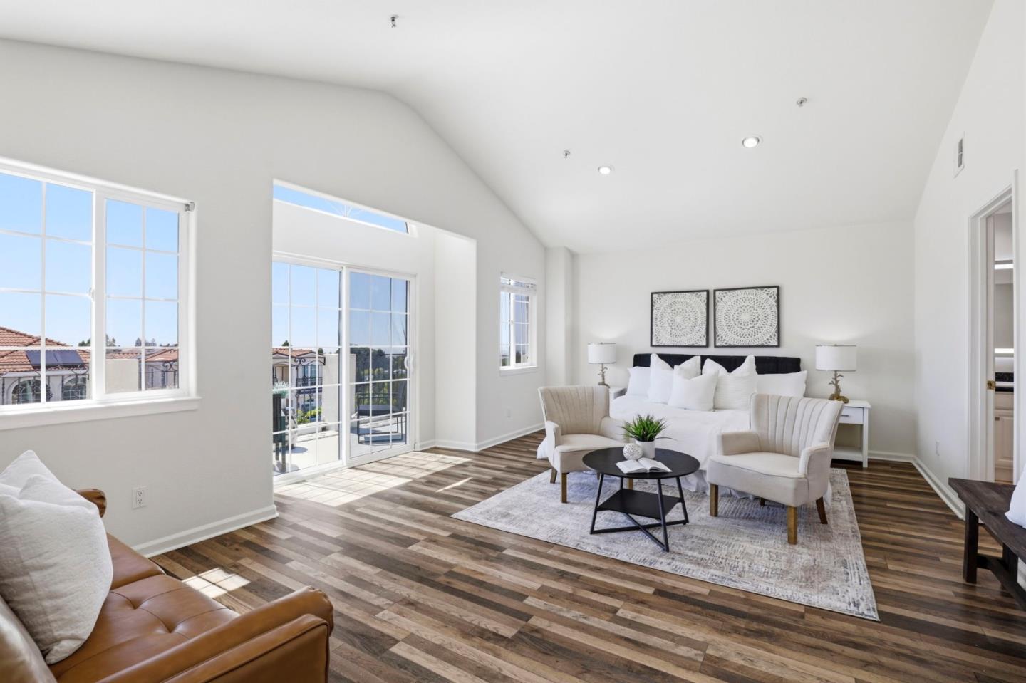 2390 Rainbow Court