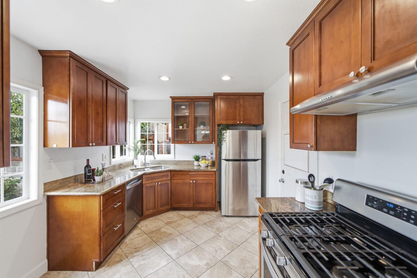 26337 Regal AVE