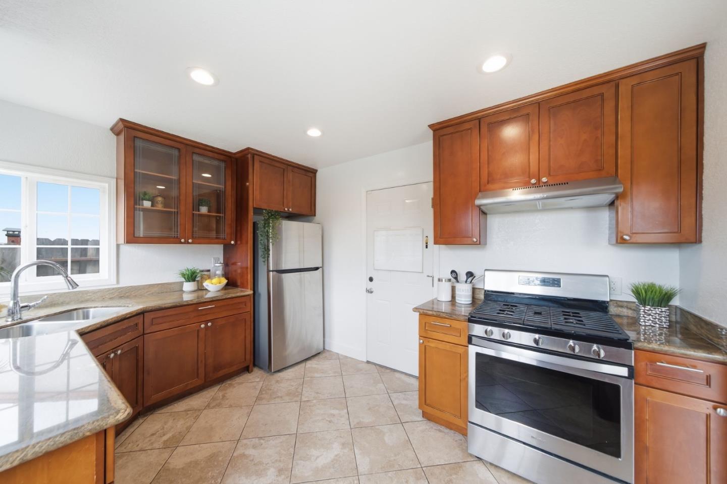 26337 Regal AVE