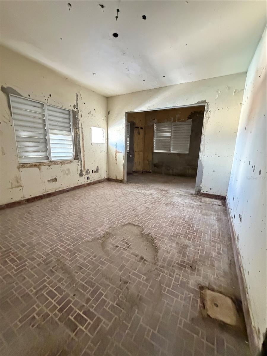 179 AVE JOSE DE DIEGO