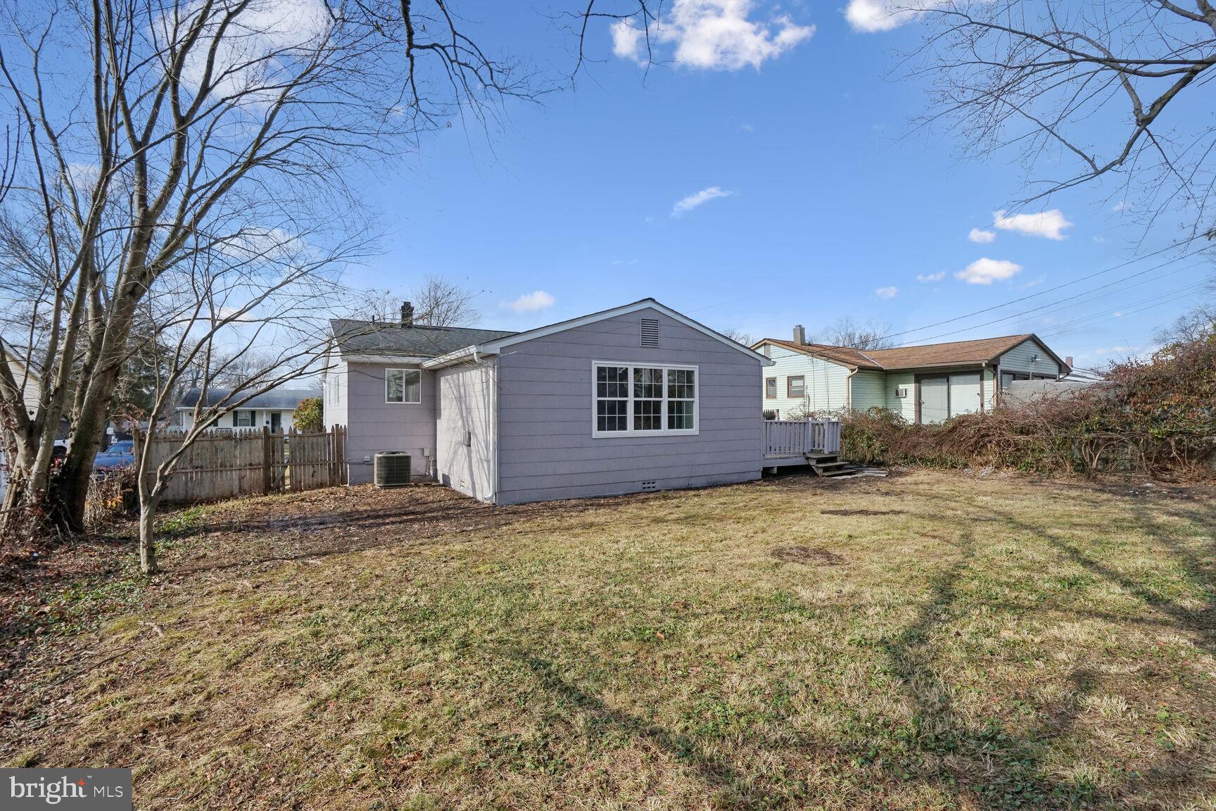 253 FEDERALSBURG S