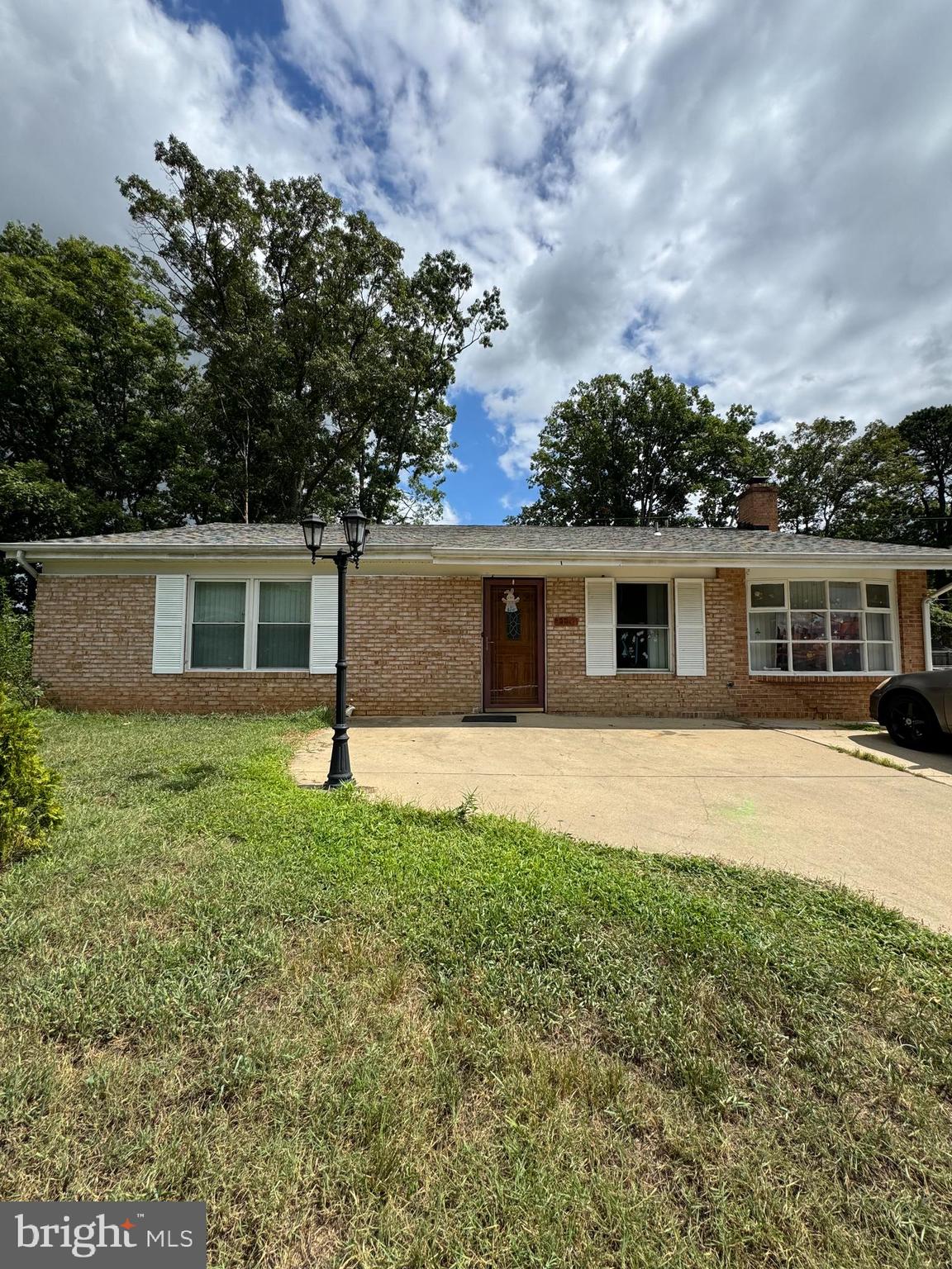 1110 HAMLIN ROAD
