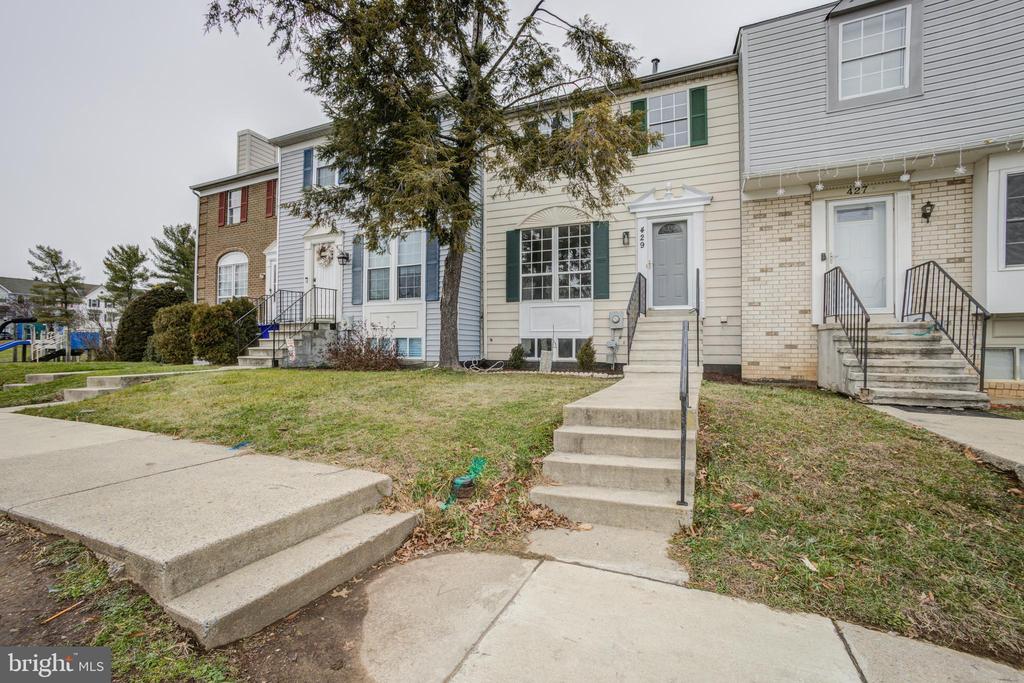 429 MEGAN COURT