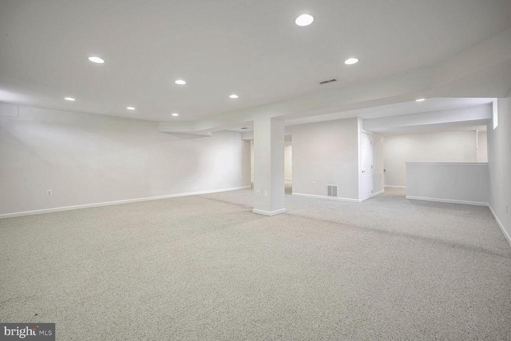 15 MANDA COURT