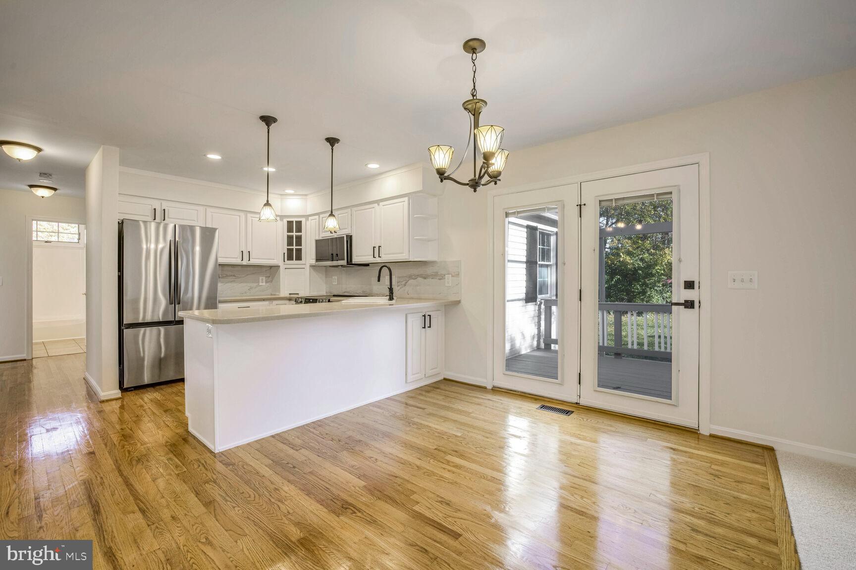 15 MANDA COURT