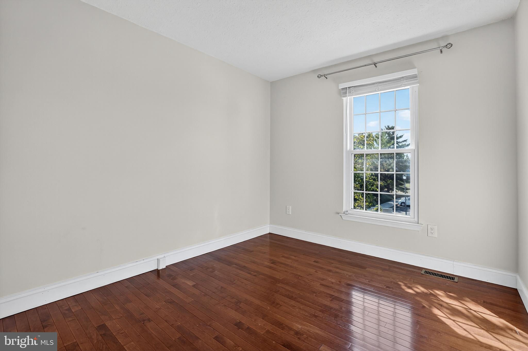 6784 WOOD DUCK COURT