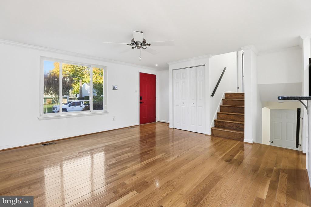 1816 ROCKY GLEN DRIVE