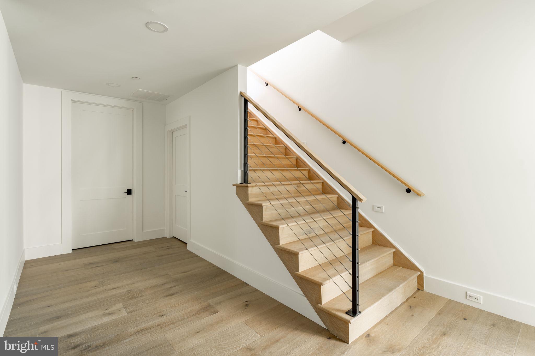 422 MOUNTAINTOP ROAD