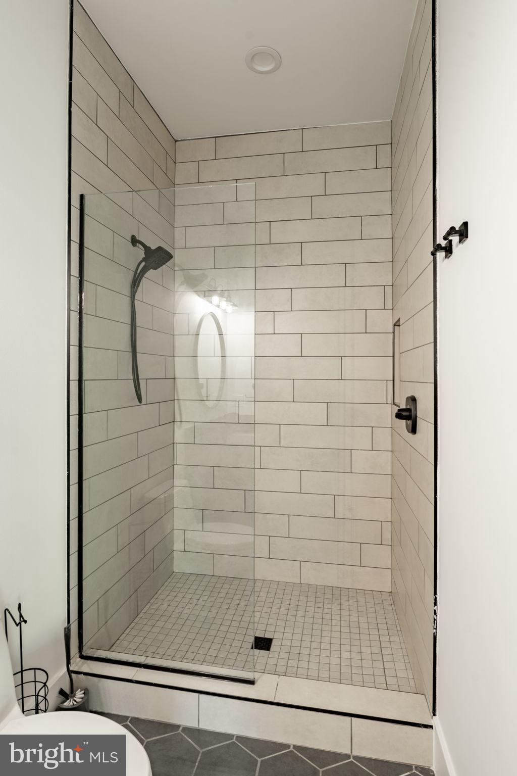 422 MOUNTAINTOP ROAD