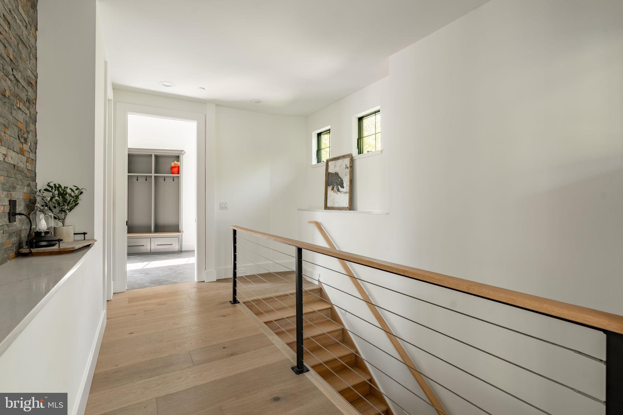 422 MOUNTAINTOP ROAD