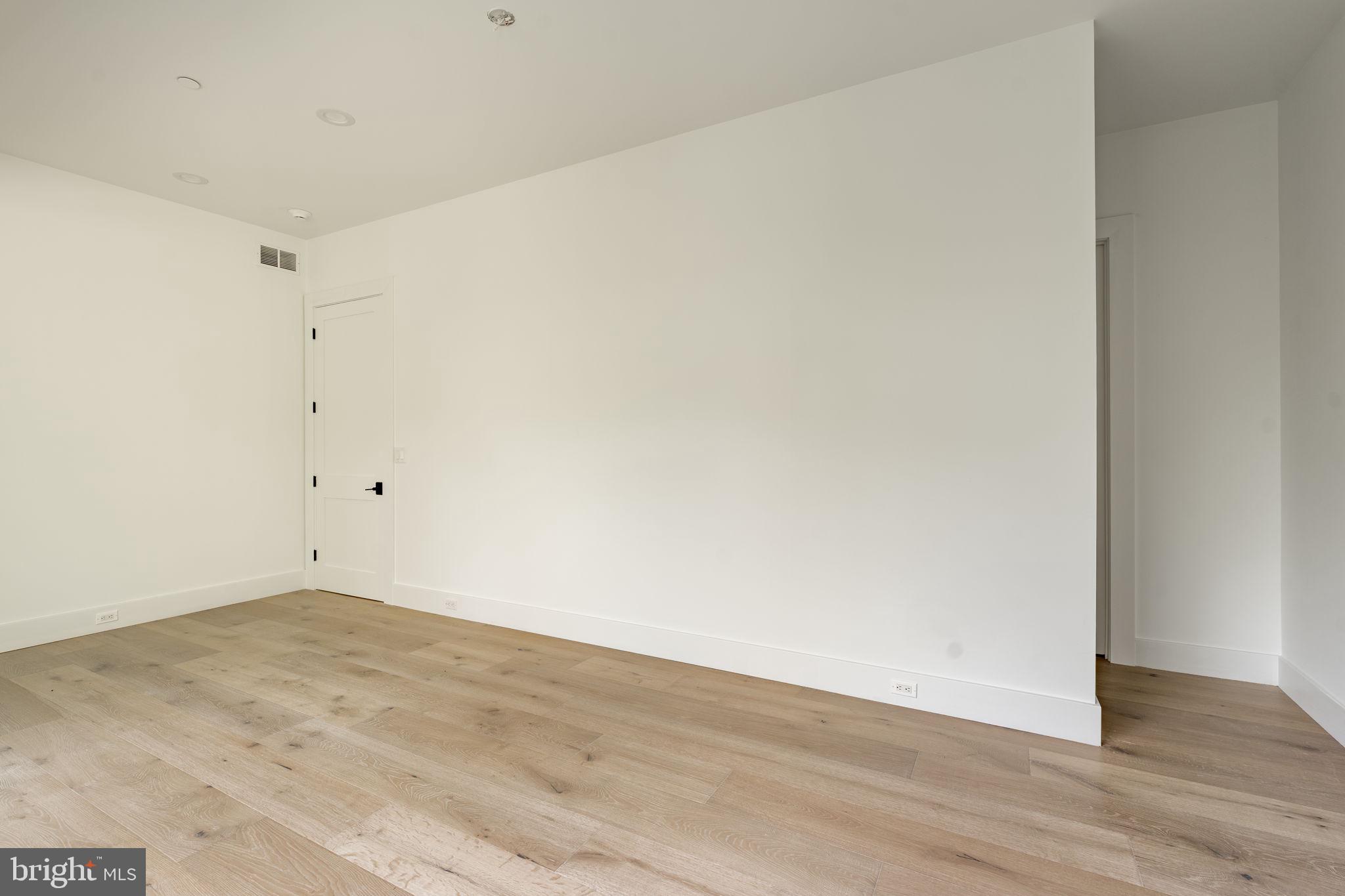 422 MOUNTAINTOP ROAD