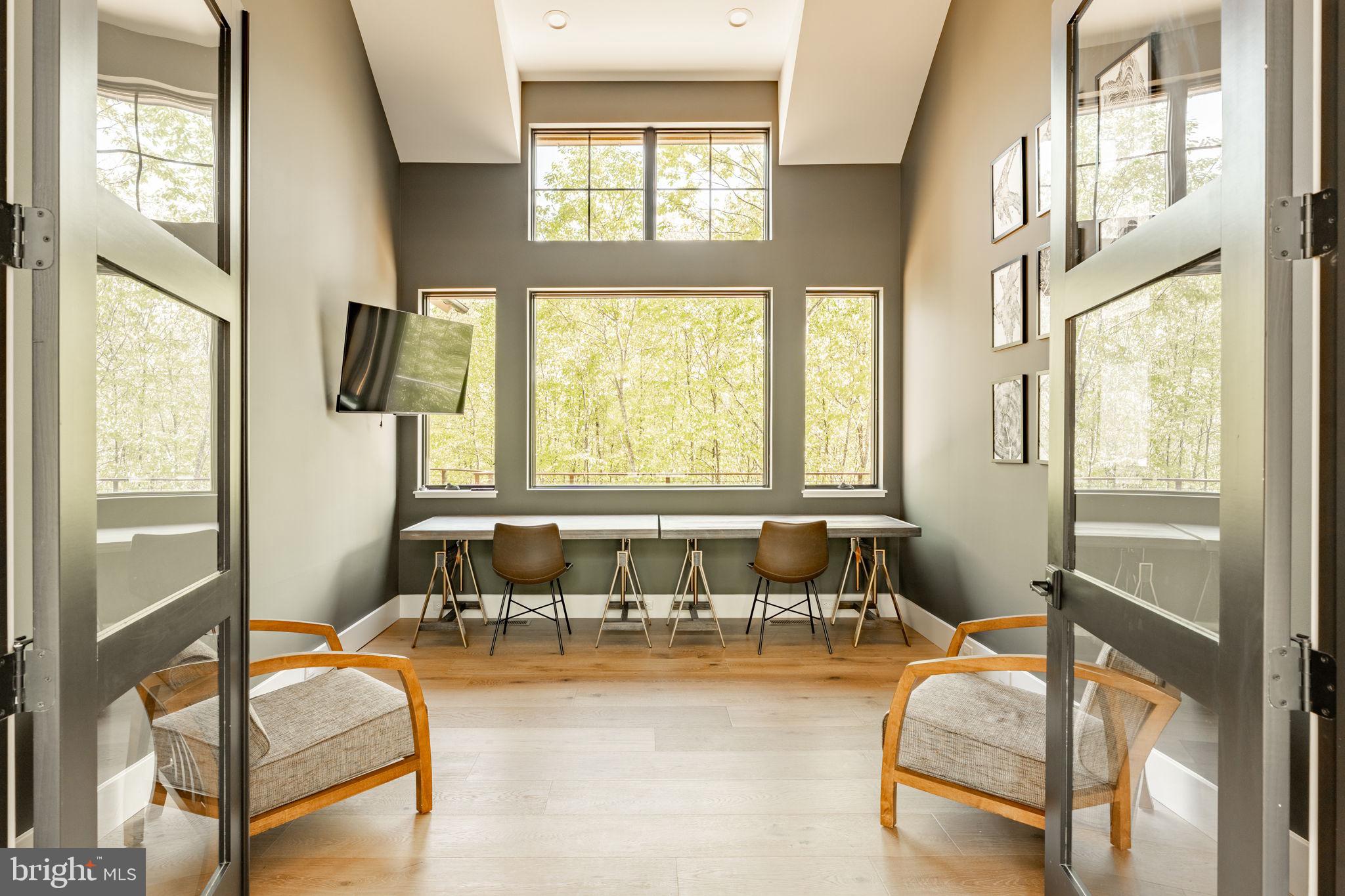 422 MOUNTAINTOP ROAD